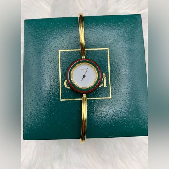 Vintage Gucci Interchangeable Bezel Watch - Picture 1 of 12